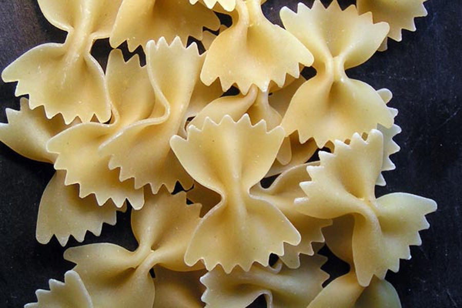 Макароны бантики. Фарфалле (Farfalle). Фарфалле бабочки. Макароны Шебекинские фарфалле. Фарфалле 65.